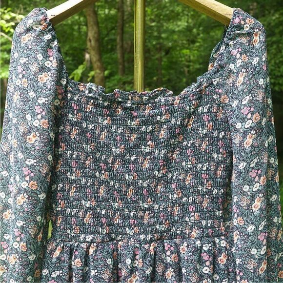 As U Wish Green Floral Smocked Puff Sleeve Dress - Picture 3 of 7